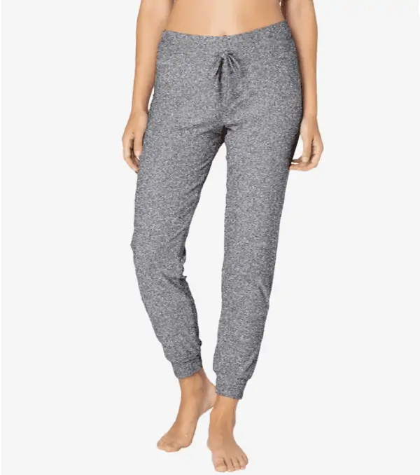 I'm 5'2, here's the 14 Best Stores to Buy Petite Sweatpants - Petite  Dressing