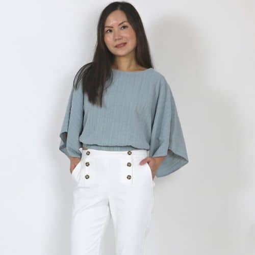 BEST WAYS TO DRESS FLAT CHEST