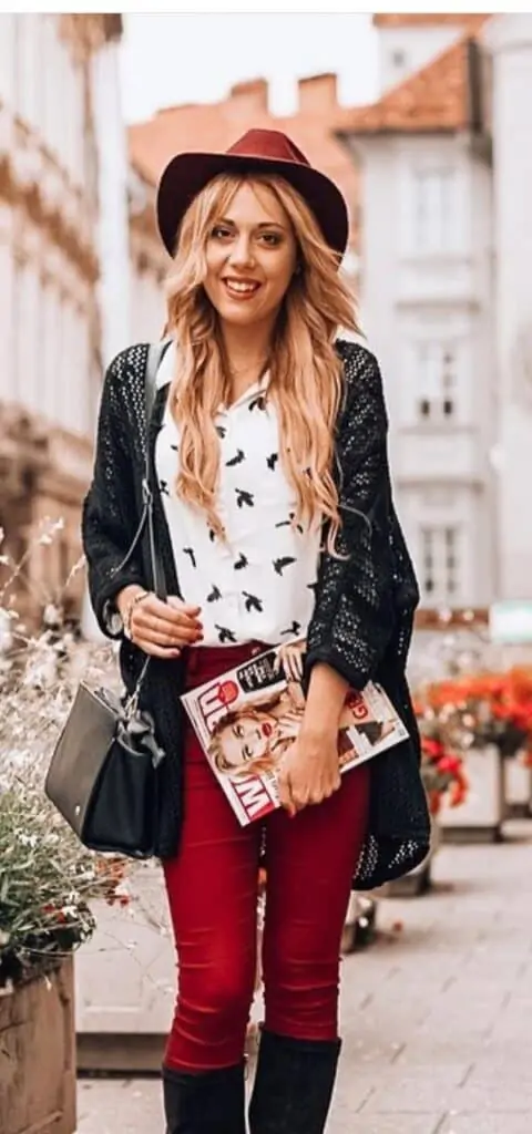 Make a statement... - Afternoon Espresso | Work outfit, Burgundy pants  outfit, Office outfits