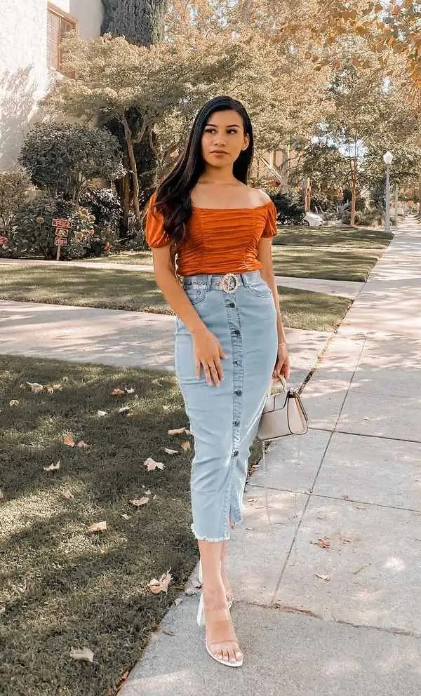 The 8 Denim-Skirt Outfits Fashion Girls Are Wearing | Who What Wear