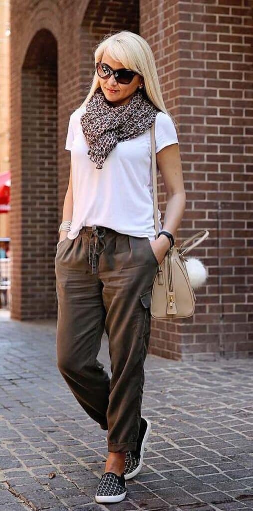 olive green colour cargo pants