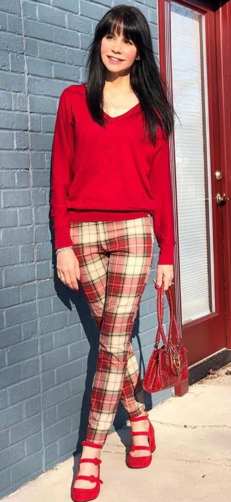 great way to wear plaid pants