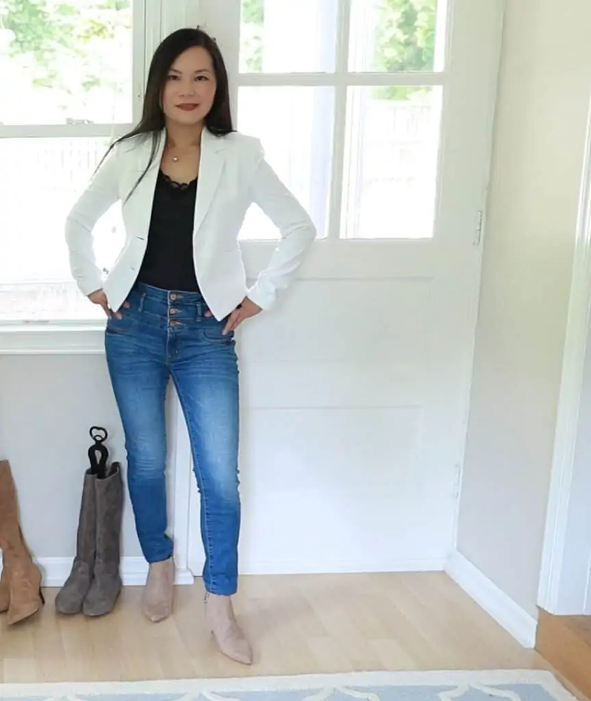 How to Choose Blazer for Women - Petite Dressing