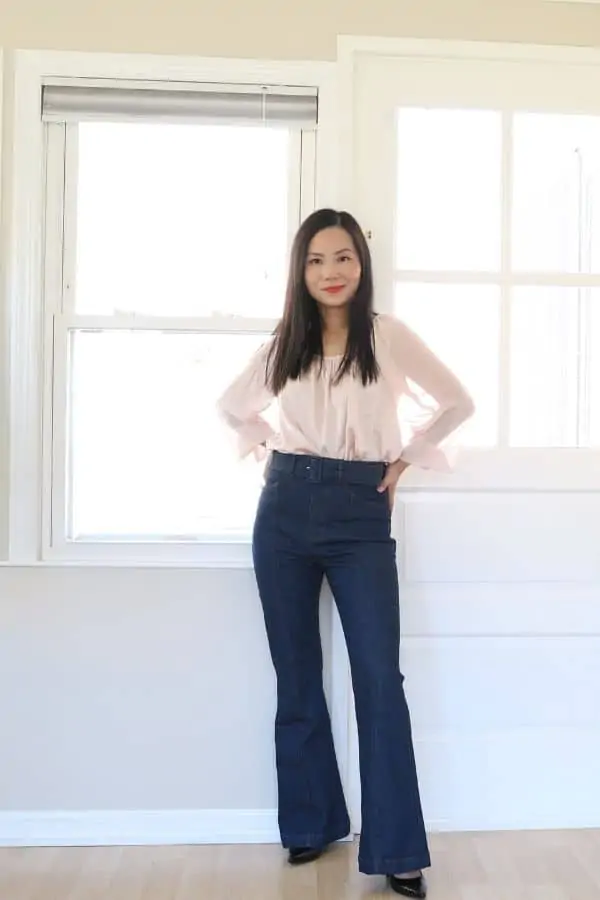 What to Wear with Flare jeans (Complete Guide for Women with Pictures)