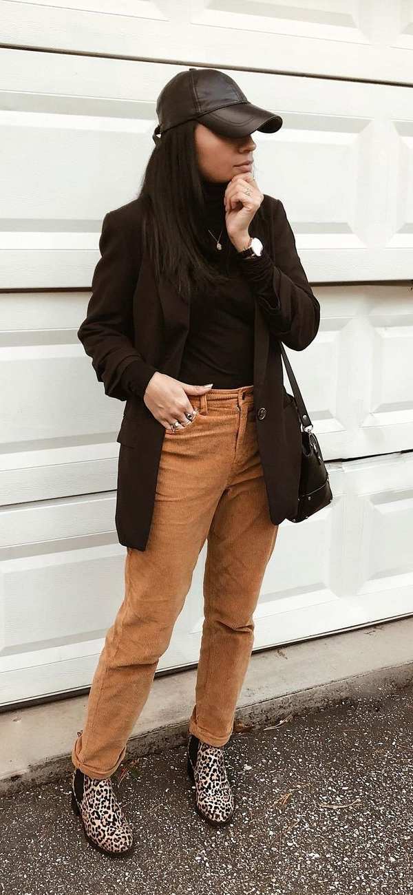 What to wear with corduroy pants Guide for Women)