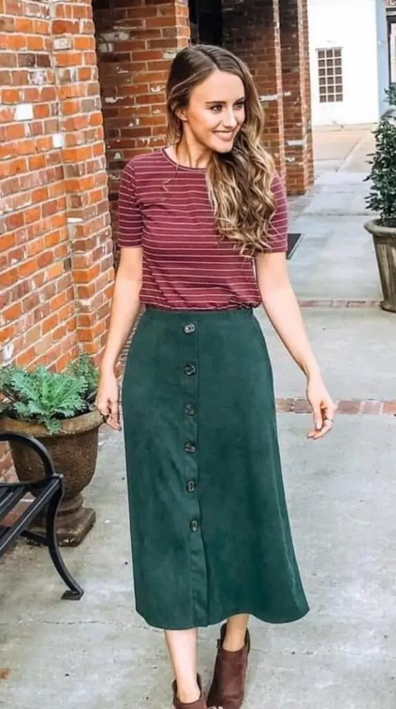 How to Wear a Corduroy Skirt (Complete Guide for Women)