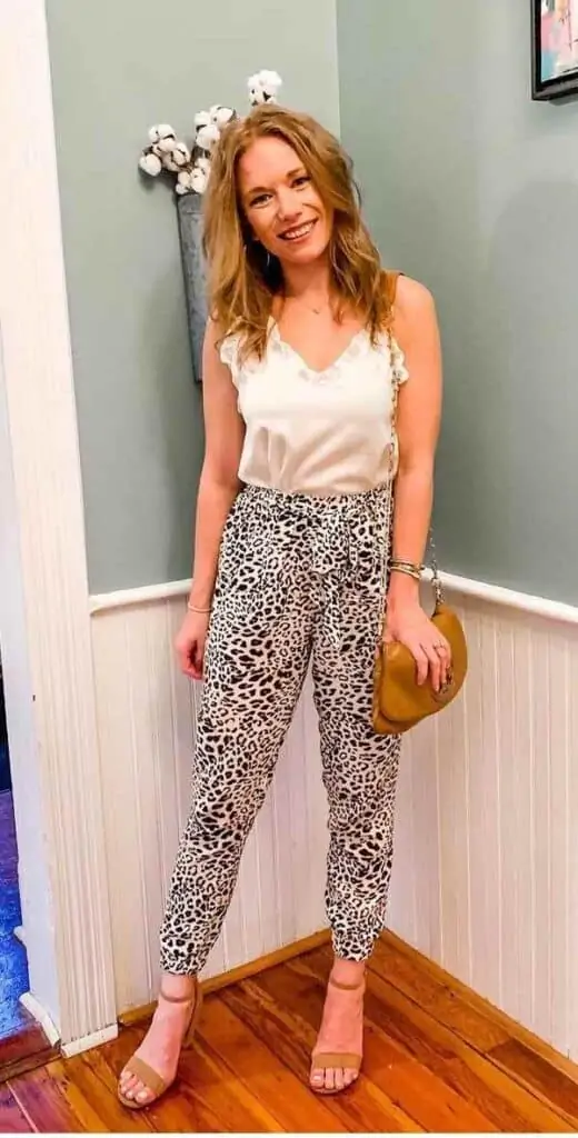 What to wear with leopard pants