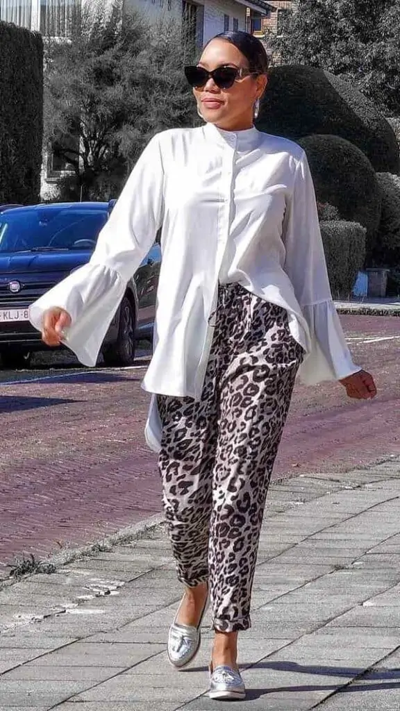 2 Ways To Wear Leopard Pants - Red White & Denim