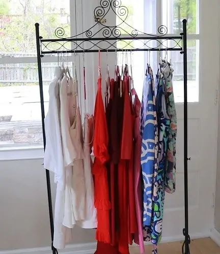 how to organize a small closet with lots of clothes