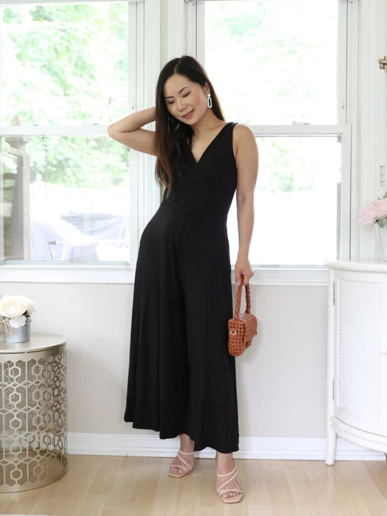 I'm 5'2", these are the 12 must-know tips on how to look good if you are short