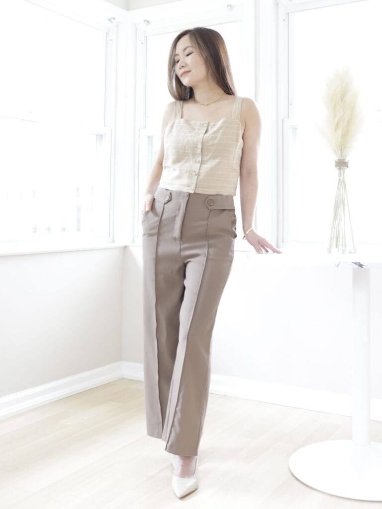 I'm 5'2", these are the 12 must-know tips on how to look good if you are short