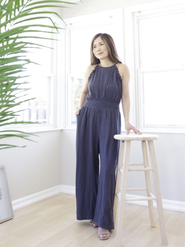 I'm 5'2", these are the 12 must-know tips on how to look good if you are short