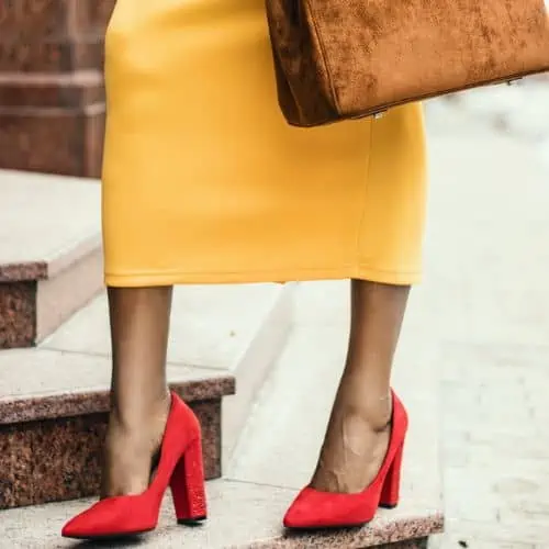 5 Hacks to Walking in Heels Without Pain | The Everygirl