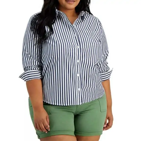 BEST TOPS FOR CURVY WOMEN-vertical patterned tops