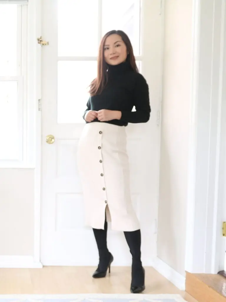 I'm 5'2, these are the 7 Best Types of Skirts for Petite Women (1)