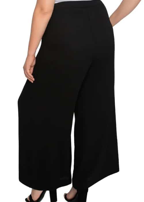 BEST PANTS FOR HOURGLASS BODY FRAME-palazzo