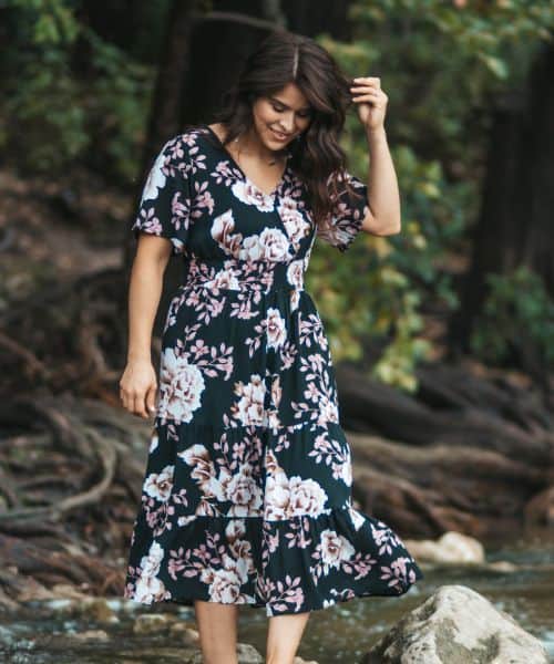 DRESSES FOR THICK THIGHS-Flowy dresses