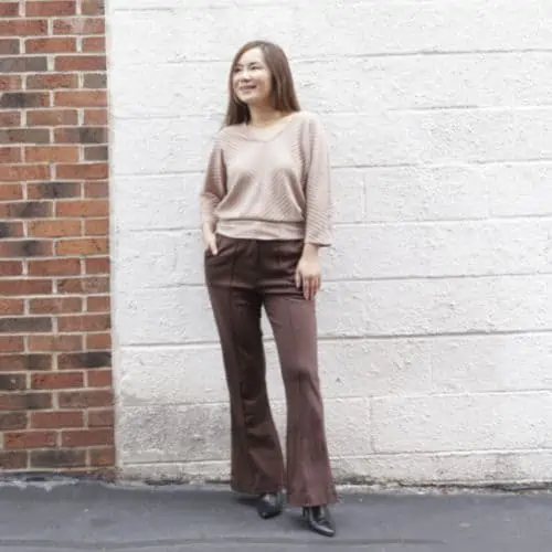 PANTS FOR PEAR SHAPE-dark colored pants
