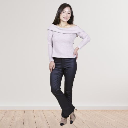 Pants Guide For Women Over 40-Caution with trends