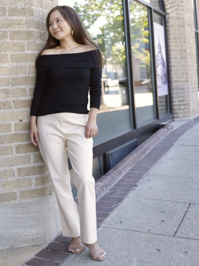 I’m 5’2″, and here’s the Best Dress Pants for Petite Women