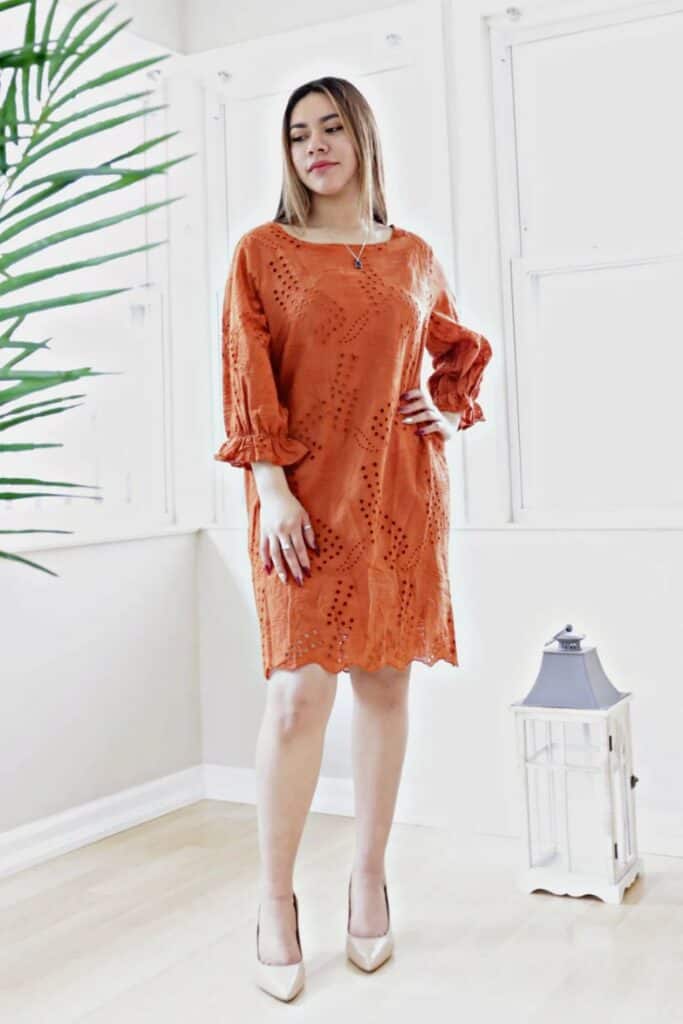 I'm 5'2, and here's 21 Styling Hacks If You Have a Short Torso