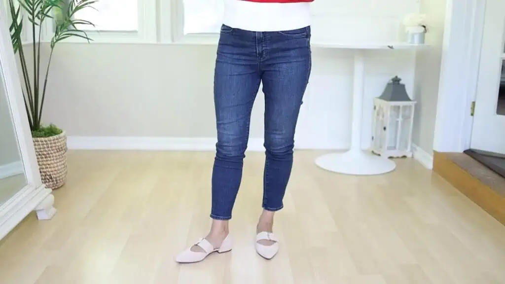 How to wear skinny jeans in 2024