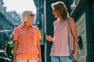 8 Ways to Embrace Timeless Fashion at Any Age
