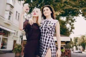 10 Ridiculous Dress Rules Women Used to Follow (That Feel Outrageous Today)
