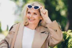 10 Styling Habits That Scream “Outdated” After 50